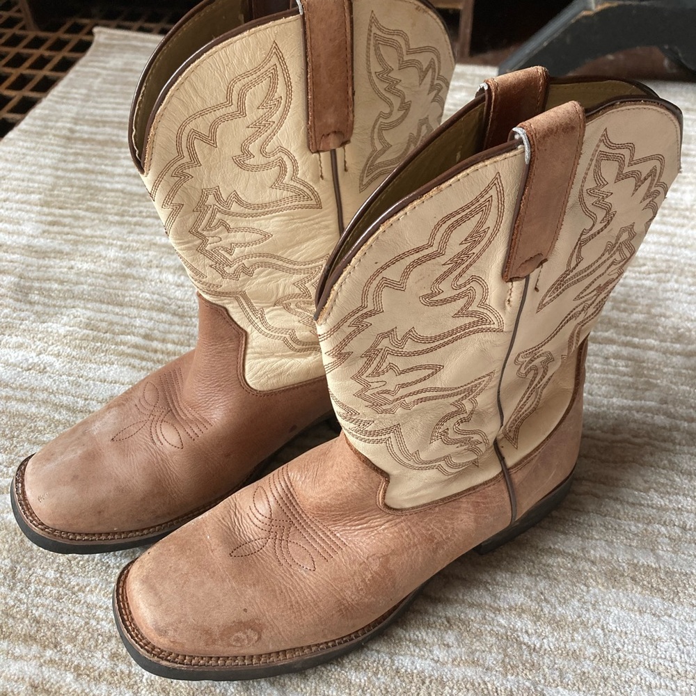 ROPER Two Toned Western Boots Size 10. - Picture 5 of 10